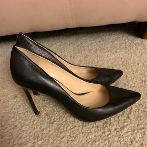 Classic black heels!